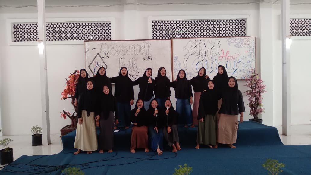 Pentas Seni dan Lomba Warnai Perayaan Hari Guru Nasional 2025 di Pesantren Wirausaha Kebon Cinta, Yuk Disimak!